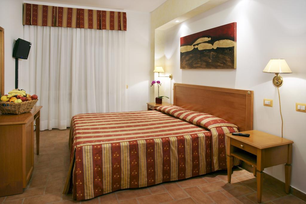 Casa Degli Ubaldi Bed and Breakfast Roma Habitación foto